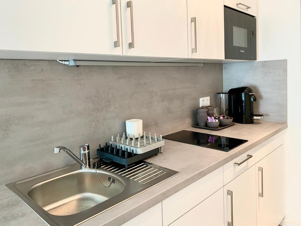 Modernes Apartment, Terrasse Und Garten Am Lilienthalpark Im Suedwesten Berlins Εξωτερικό φωτογραφία