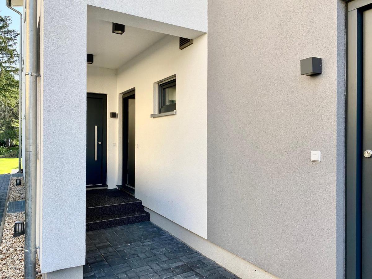 Modernes Apartment, Terrasse Und Garten Am Lilienthalpark Im Suedwesten Berlins Εξωτερικό φωτογραφία