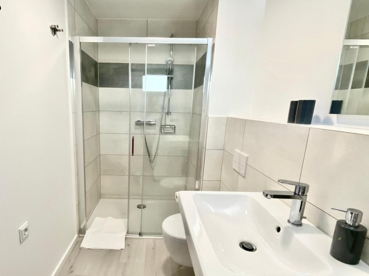 Modernes Apartment, Terrasse Und Garten Am Lilienthalpark Im Suedwesten Berlins Εξωτερικό φωτογραφία