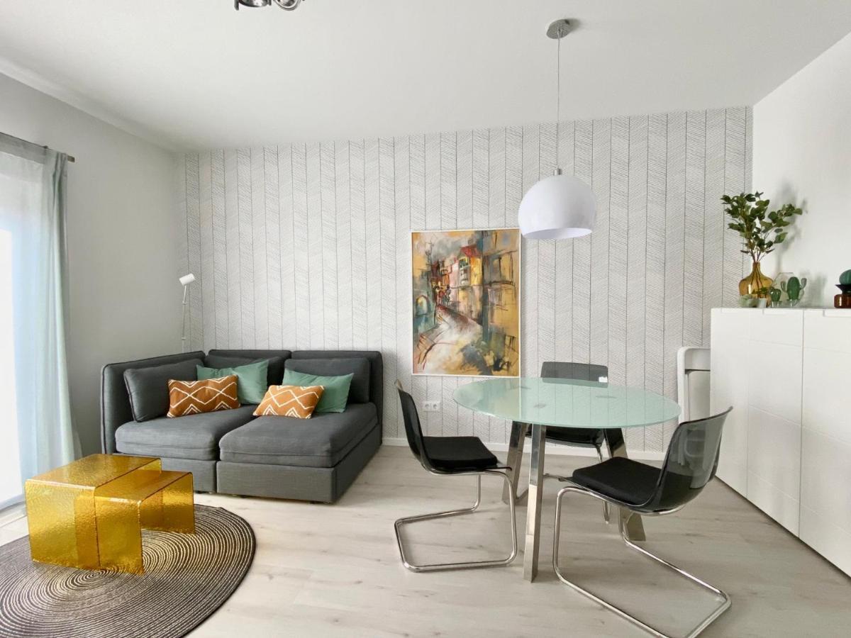Modernes Apartment, Terrasse Und Garten Am Lilienthalpark Im Suedwesten Berlins Εξωτερικό φωτογραφία