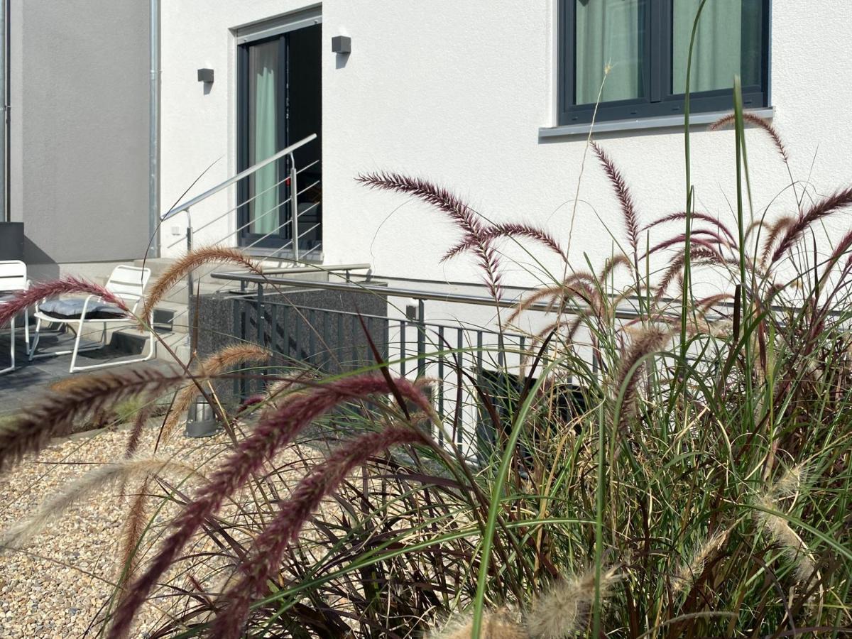 Modernes Apartment, Terrasse Und Garten Am Lilienthalpark Im Suedwesten Berlins Εξωτερικό φωτογραφία